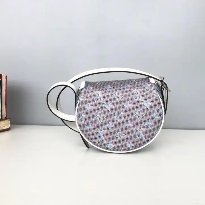 Bags LV 19B570277 1014